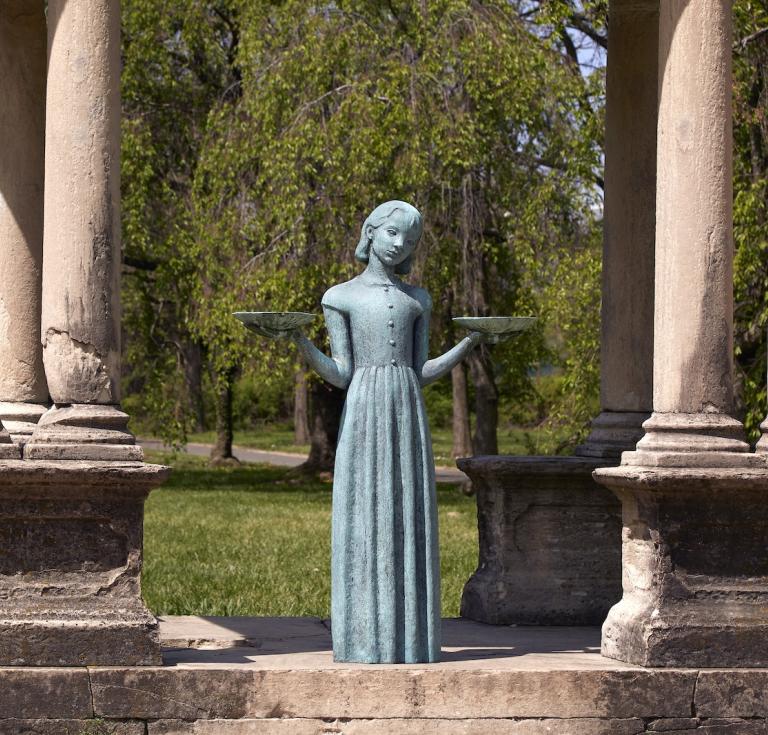 Bird Girl statue